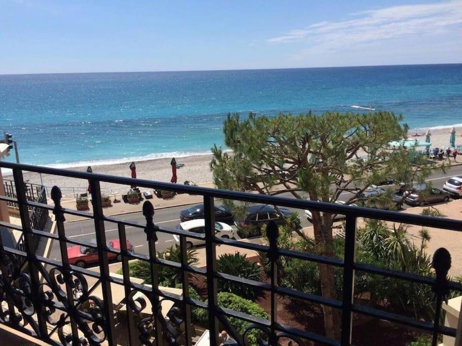 Victoria Bilocale Centro Citta E Vista Mare Lägenhet Menton Exteriör bild
