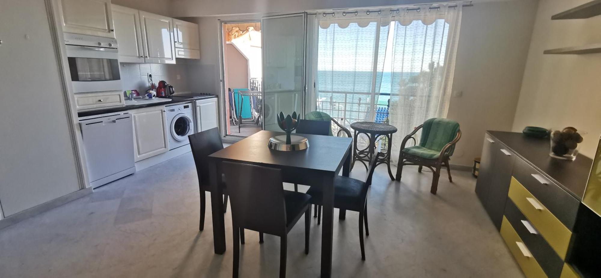Victoria Bilocale Centro Citta E Vista Mare Lägenhet Menton Exteriör bild